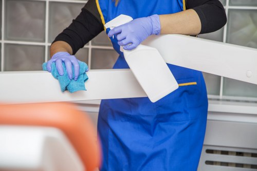 Screen-reader compatible service page for Carpet Cleaners SE8